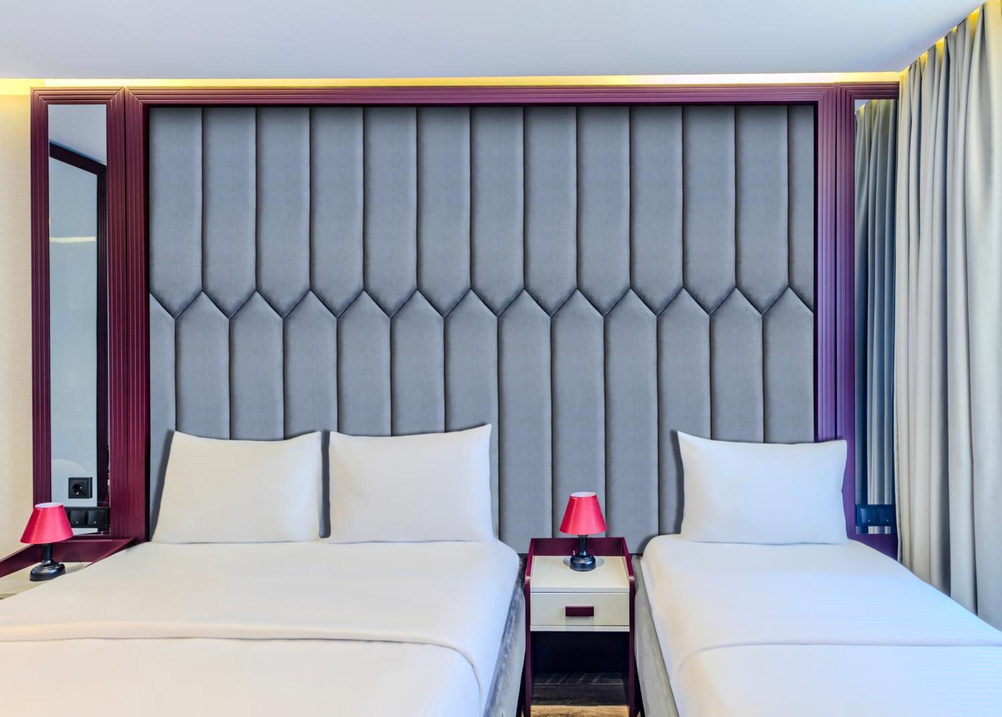 Heaven Premium Hotel Restaurant & Airport Shuttle Arnavutkoy ภายนอก รูปภาพ