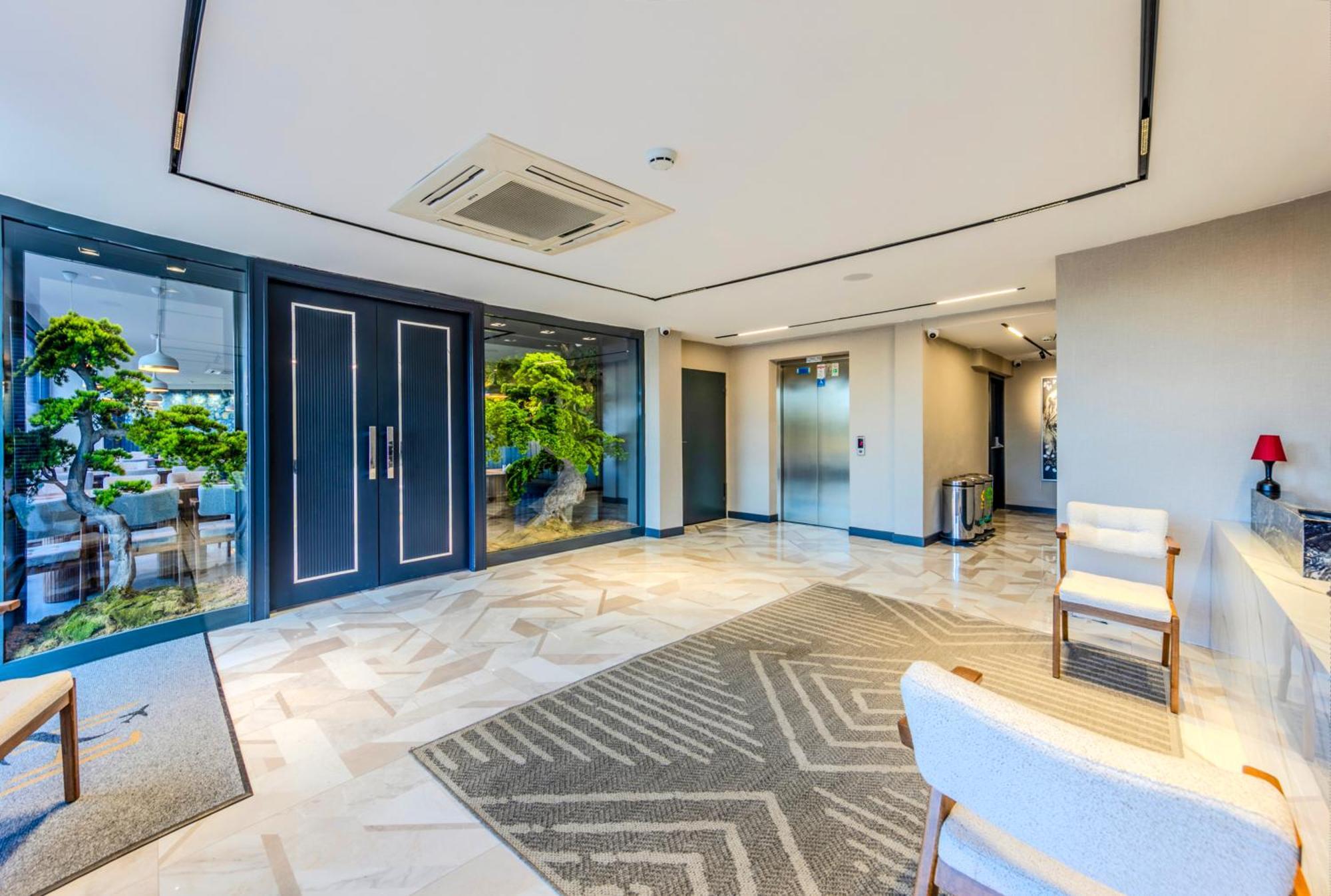 Heaven Premium Hotel Restaurant & Airport Shuttle Arnavutkoy ภายนอก รูปภาพ