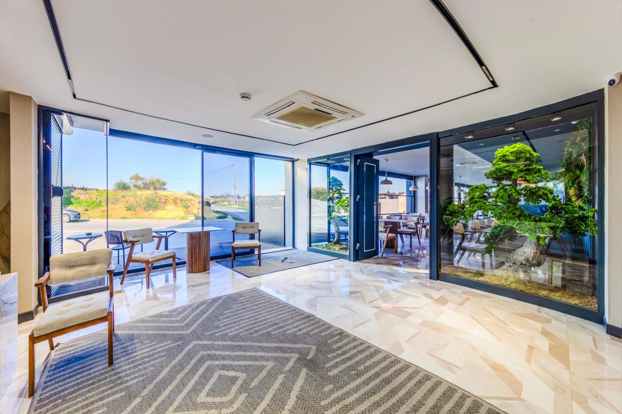 Heaven Premium Hotel Restaurant & Airport Shuttle Arnavutkoy ภายนอก รูปภาพ